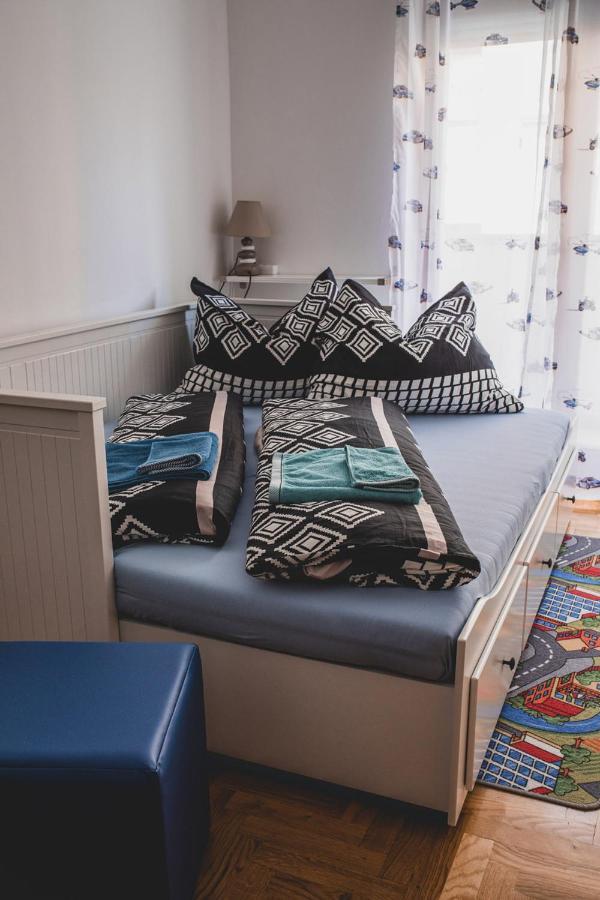 Helles 3 Schlafzimmer Apartment Zwischen Zagreb Zentrum & Natur Exteriér fotografie