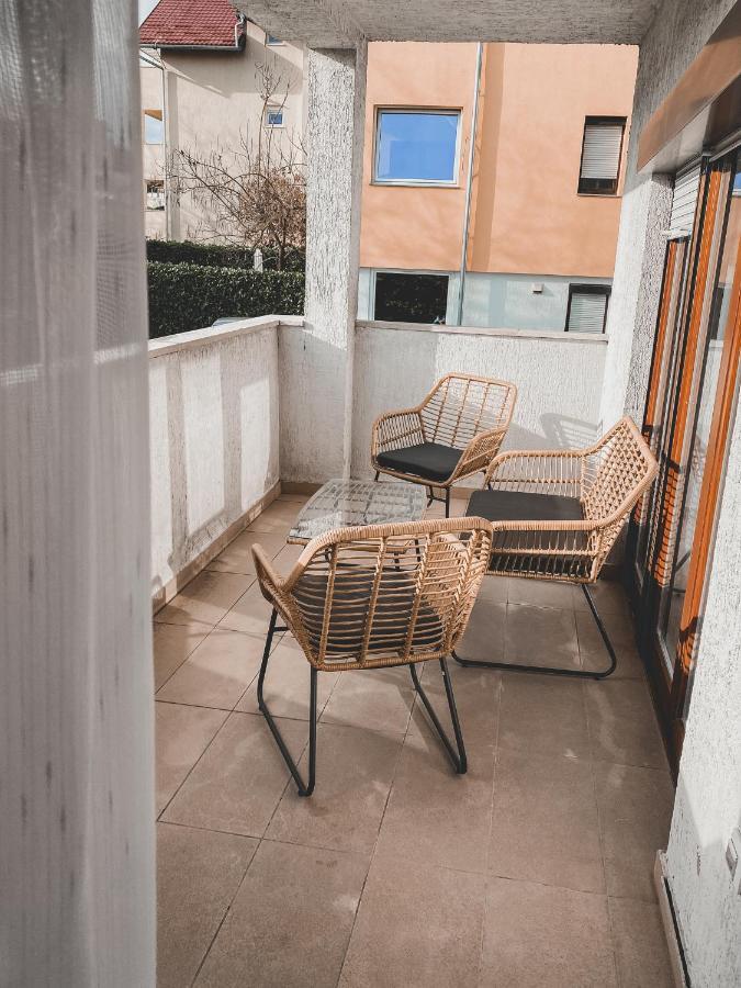 Helles 3 Schlafzimmer Apartment Zwischen Zagreb Zentrum & Natur Exteriér fotografie